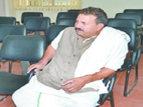 bku leader  ch naresh tikait